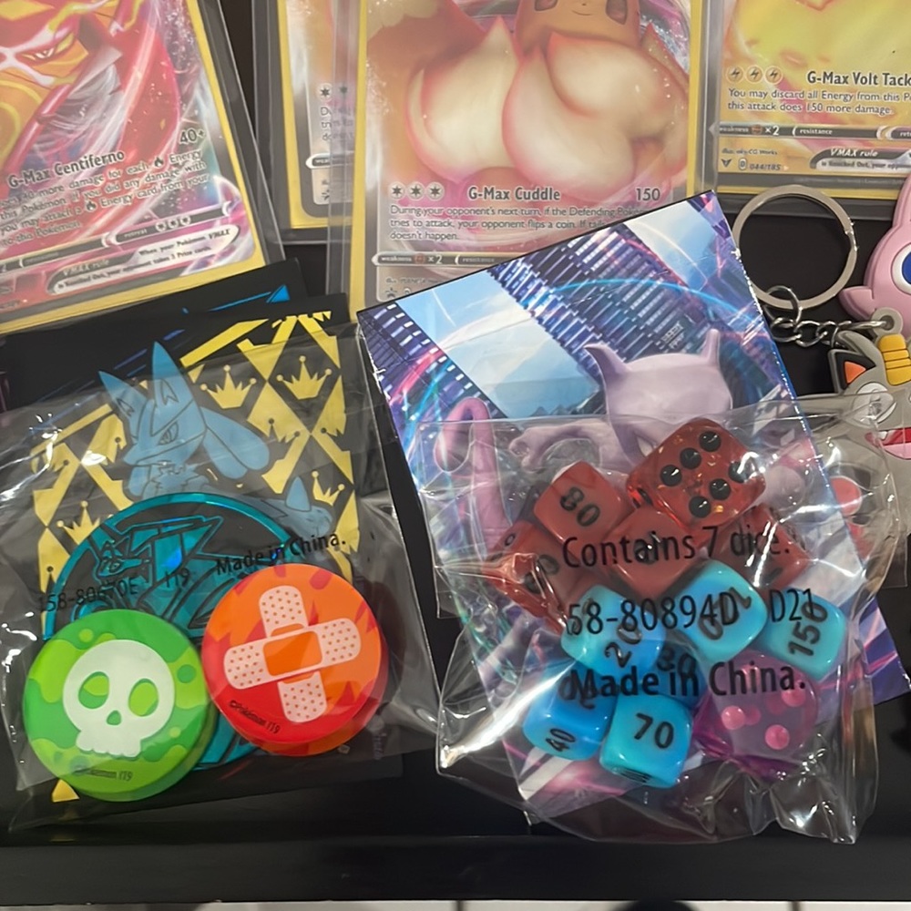 Pokémon stuff - Picture 4 of 5